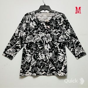 M - NWT Cathy Daniels Embellished Tropical Print Top